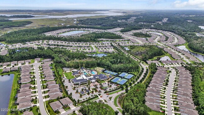 Building Photo - 1325 Fairway Village Dr