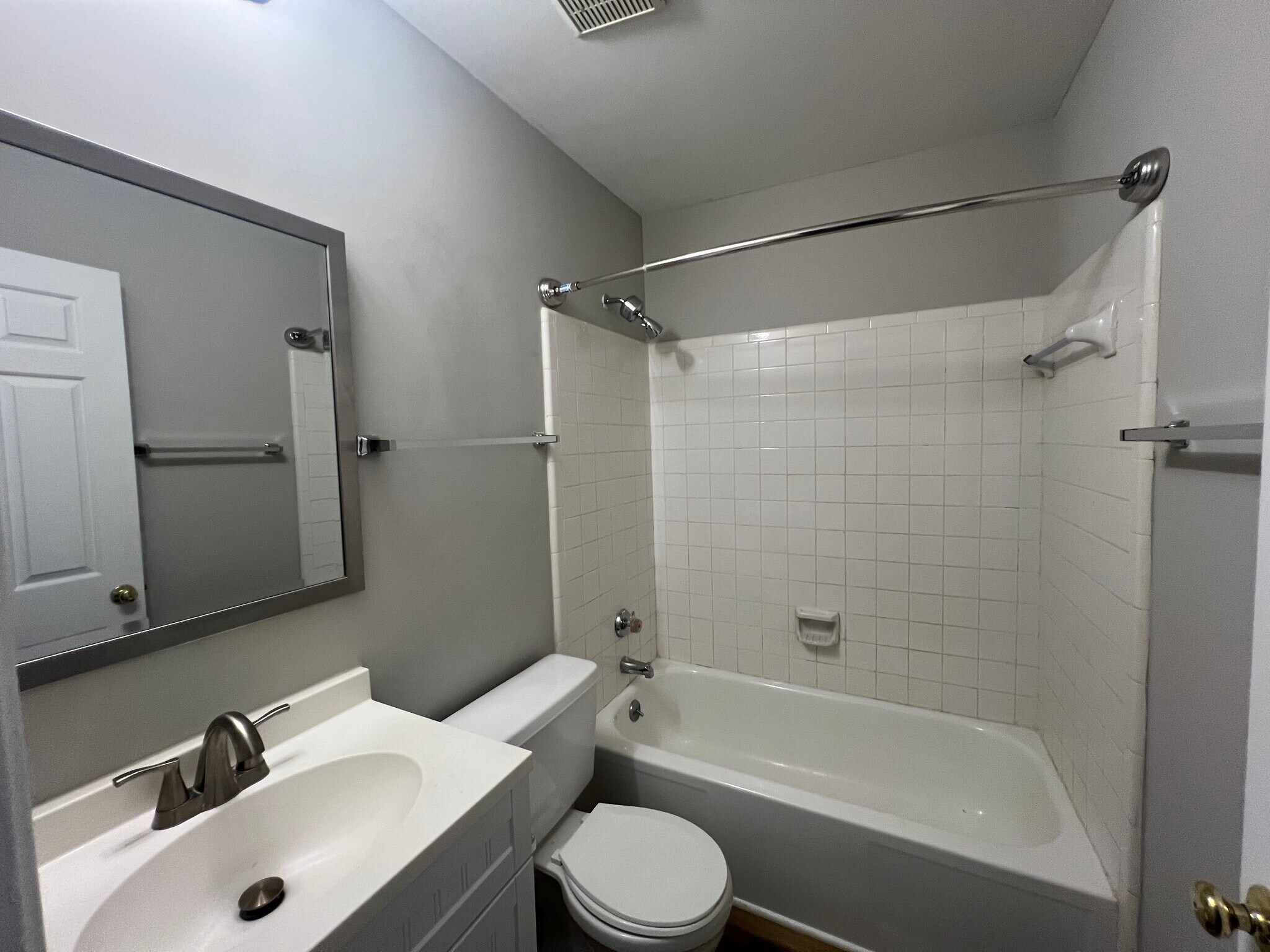 Building Photo - 2622 Brafferton Ct
