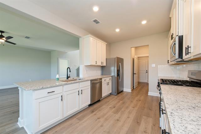 Building Photo - 601 Brookside Dr