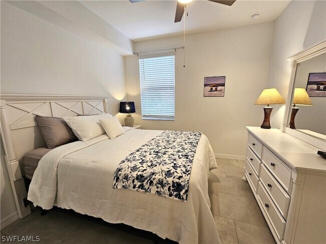 Building Photo - 5739 Oakmont Ct