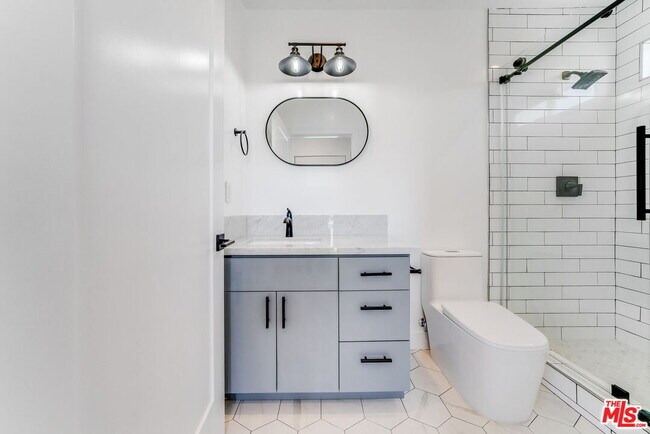 Building Photo - 1433 S Crescent Heights Blvd