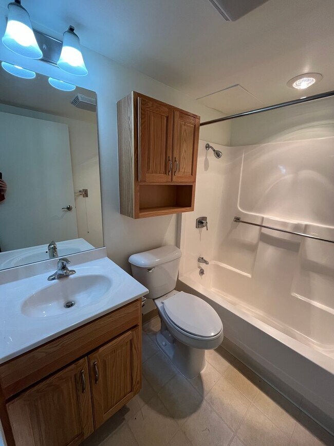 Building Photo - 7290 W Dean Rd