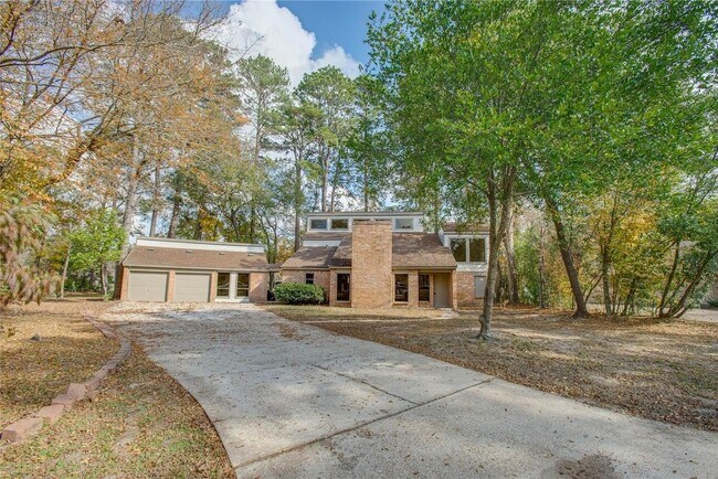 Building Photo - 605 Jeff Davis Ct