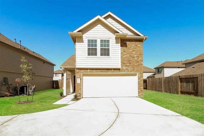 Building Photo - 23726 Buttress Root Dr