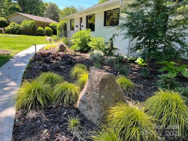 Primary Photo - 3945 Rockfern Rd