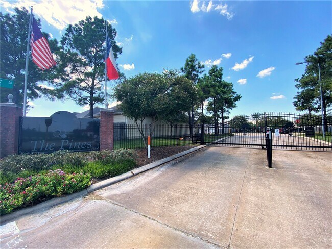Building Photo - 20916 Sunrise Pine View Ln