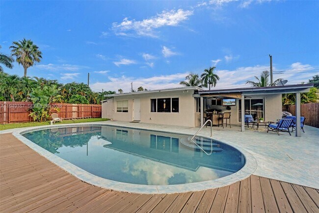 Building Photo - 3730 SW 47th Ct