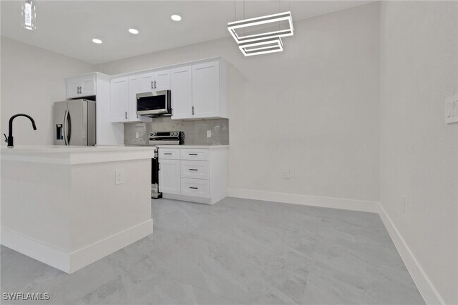 Building Photo - 4501 15th St SW