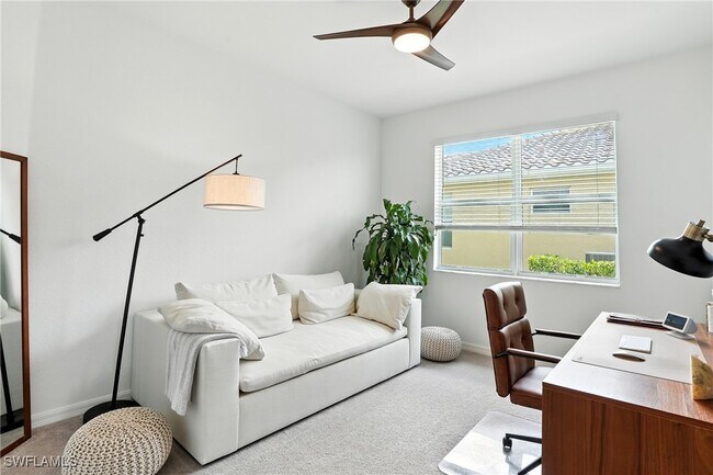 Building Photo - 1676 Alameda Dr