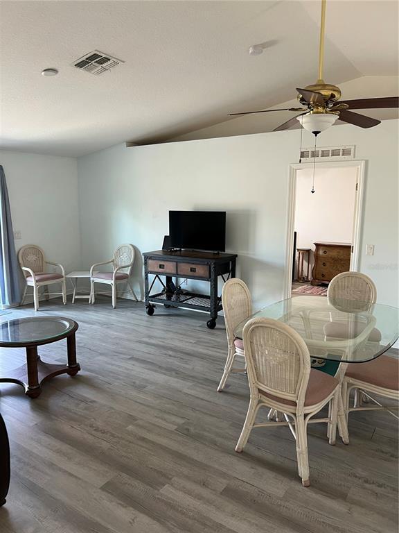 Building Photo - 2105 Atwater Dr