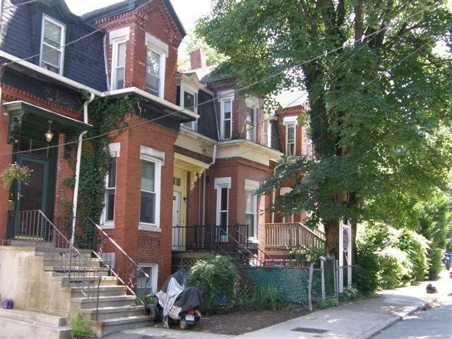 Building Photo - 36 Sheridan St