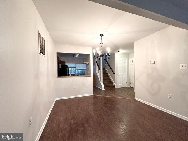 Building Photo - 5700 Medallion Ct