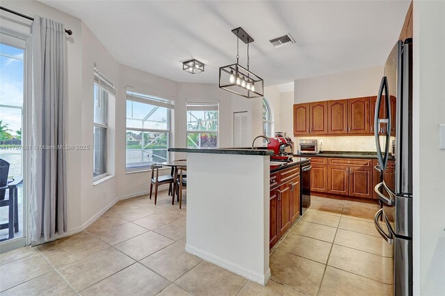 Building Photo - 1171 NW 185th Ave