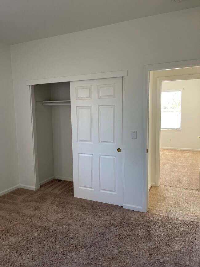 Building Photo - 171 Vista Cove Cir