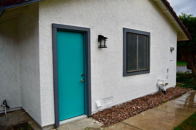 Building Photo - 45612 Kristen Ct