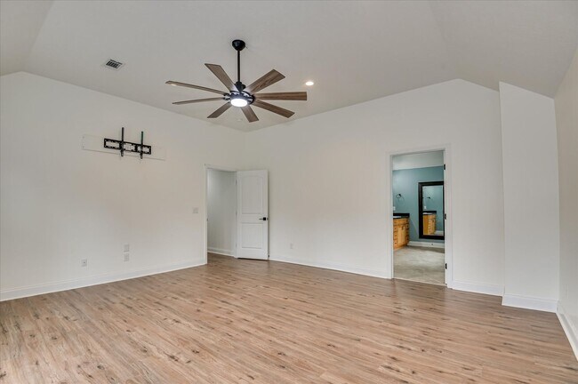 Building Photo - Home For Rent: 765 Mural Lake Ct Grovetown...