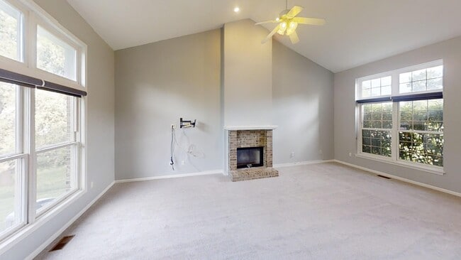 Building Photo - 1829 Michelle Ct