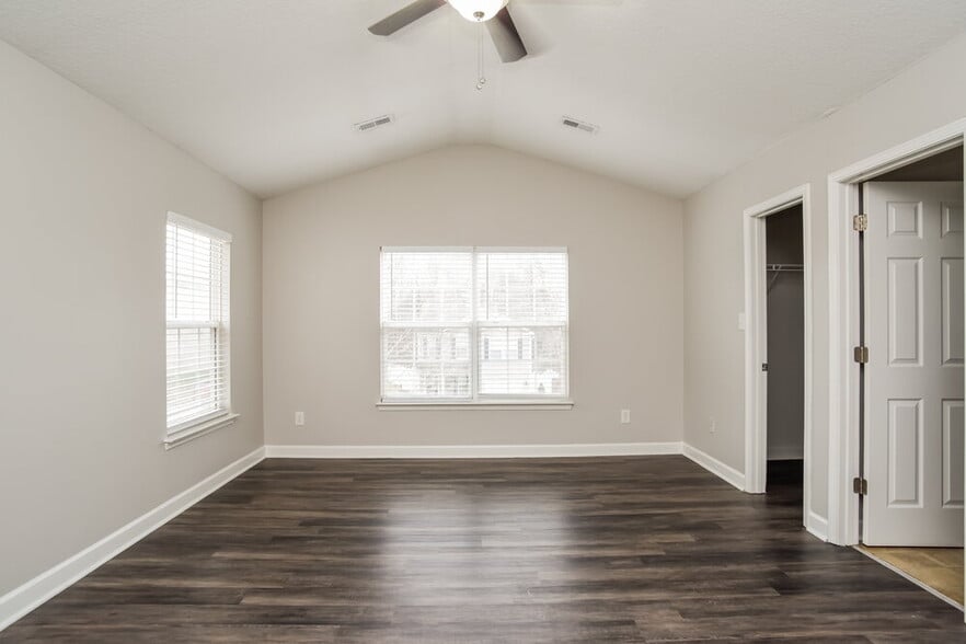 Building Photo - 1026 Allegiance Dr