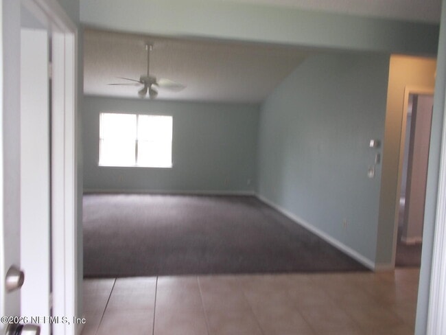 Building Photo - 7529 Falcon Trace Dr W