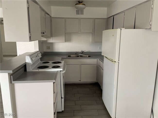 Building Photo - 4961 Apollostar Ct