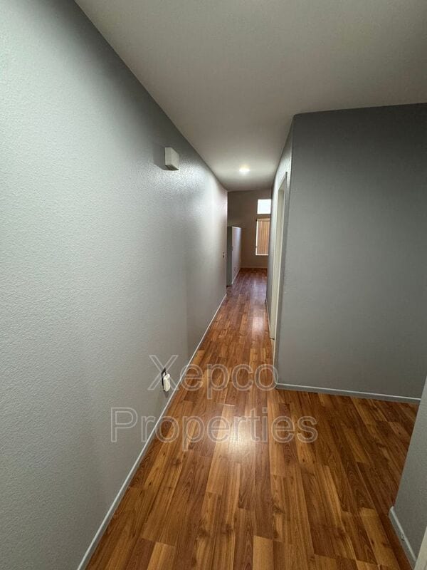 Building Photo - 82143 Pinyon Ave