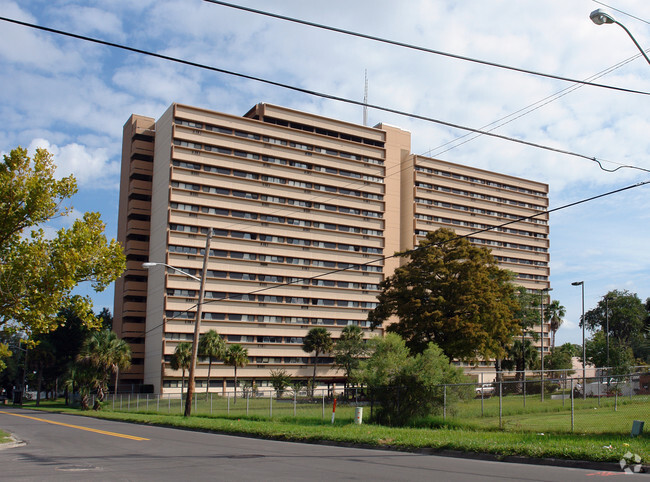 Building Photo - Centennial Towers