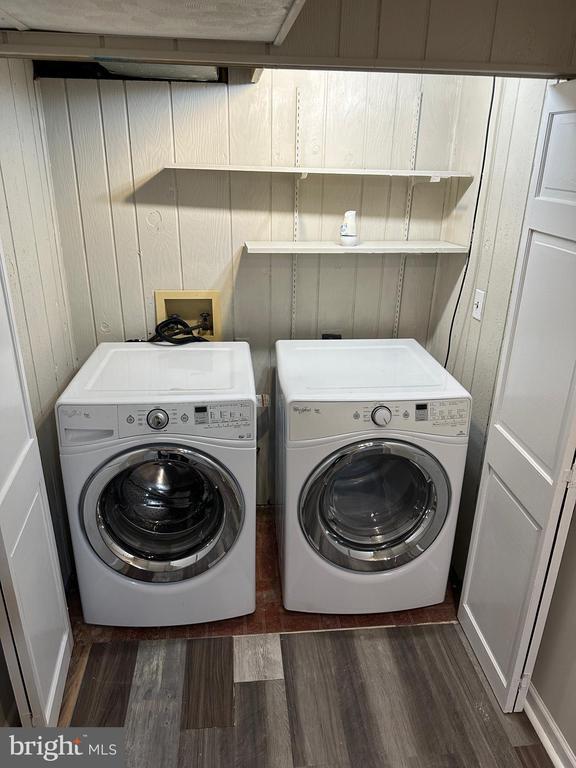 Building Photo - 6521 Gildar St