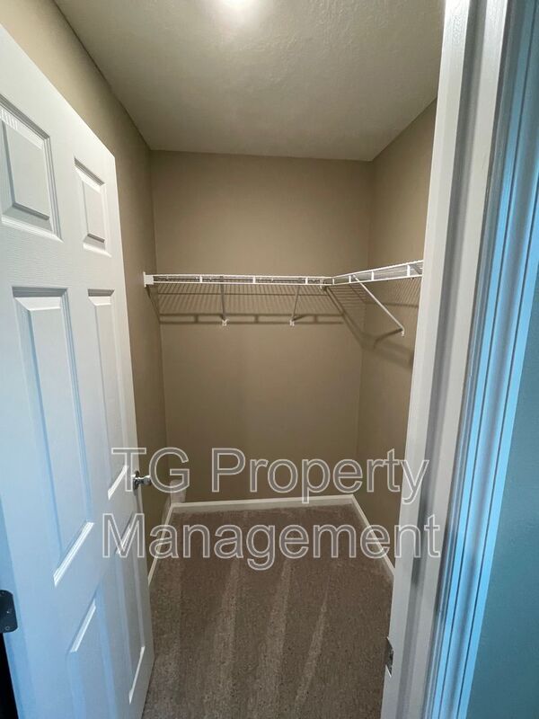 Building Photo - 99 Great Star Ct