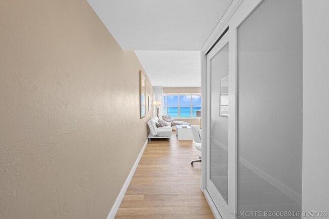 Building Photo - 3700 Galt Ocean Dr