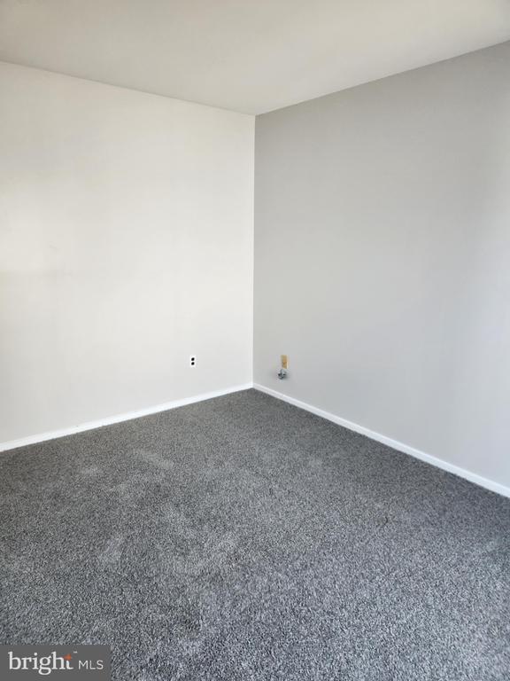 Building Photo - 5004 Tracy Ct