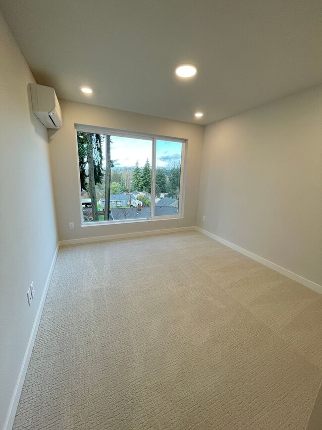 Building Photo - 3bd/3.5ba Shoreline Townhome