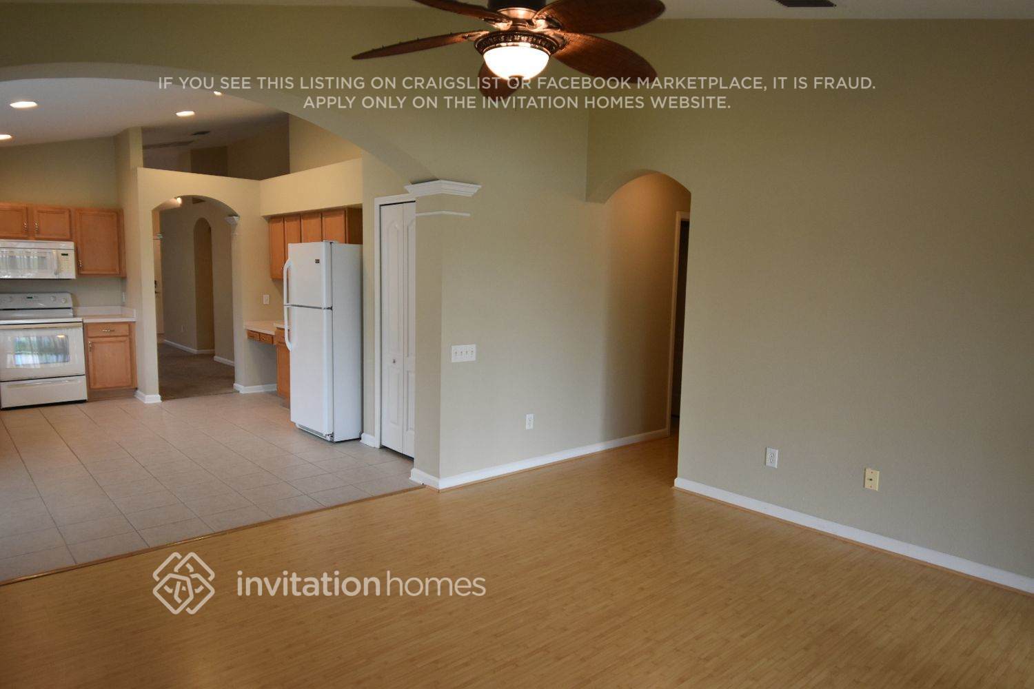 Building Photo - 12313 Cedarfield Dr