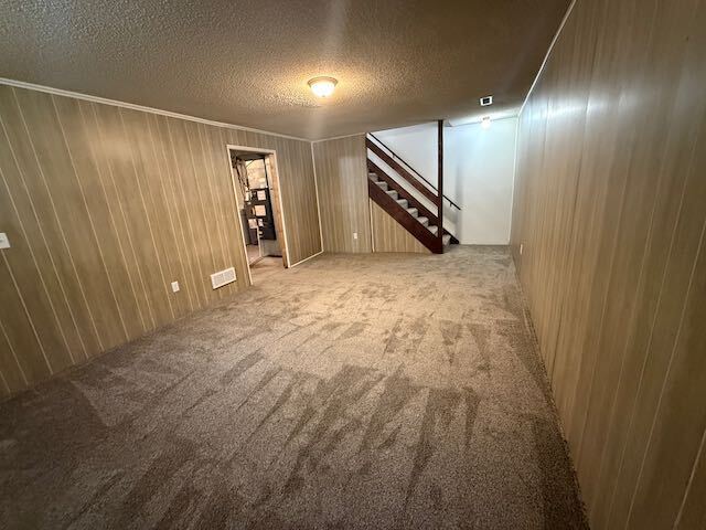 Building Photo - Large Duplex in North Peoria