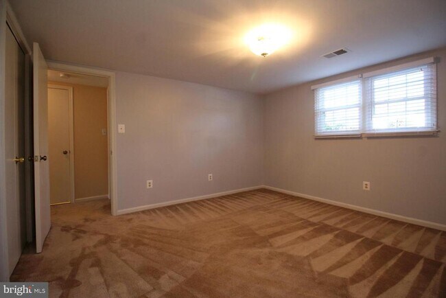 Building Photo - 3186 Cantrell Ln