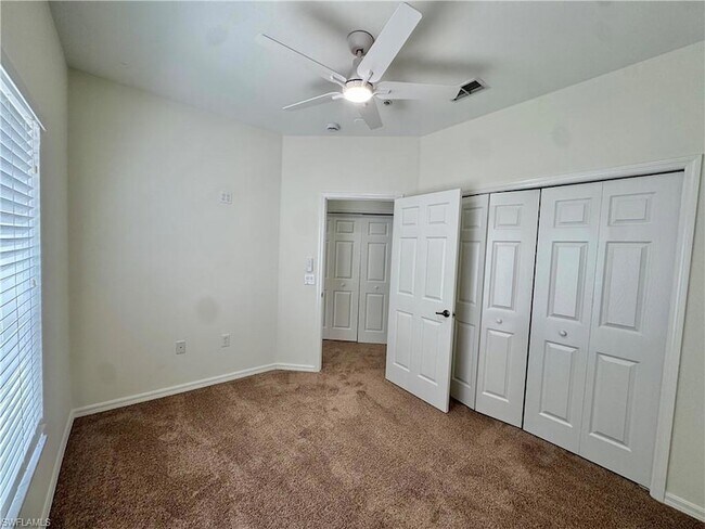 Building Photo - 3255 Tamara Dr