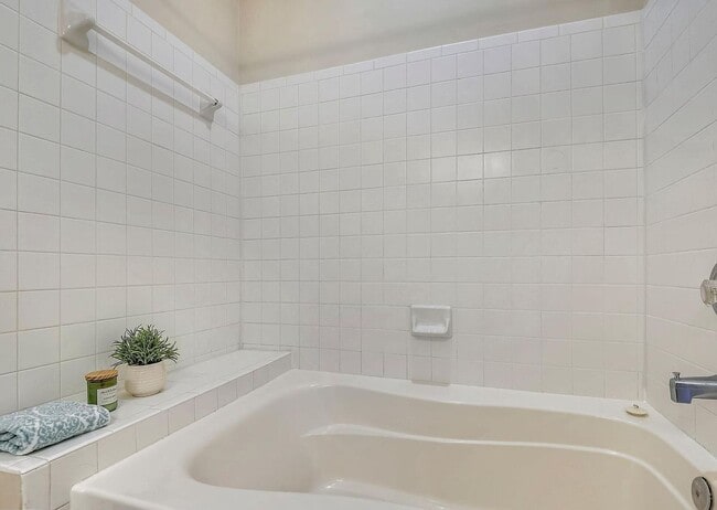 Building Photo - Resort-Style High View Townhome with 2-Car Garage, Private Office & Walkable Hunt Valley Location