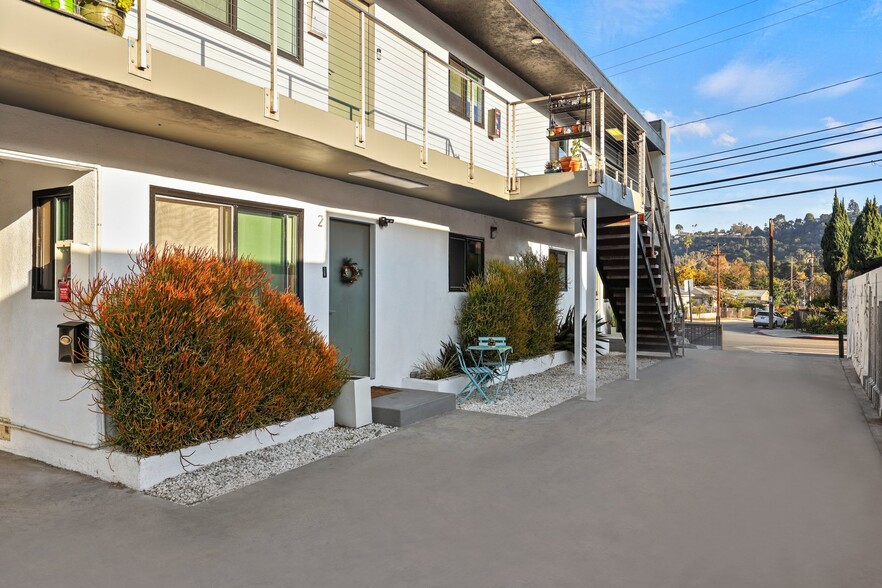 Building Photo - 141 San Pascual Ave