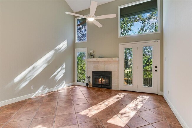 Building Photo - 5701 Westslope Dr