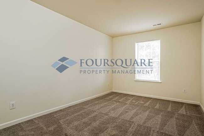 Building Photo - 3-Story Townhome with Open Floor Plan & Private Primary Suite  and Easy Access to I-440, I-40 & I...