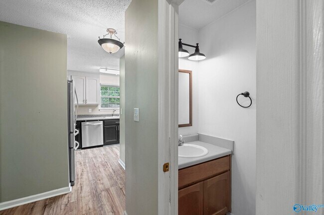 Building Photo - 300 Sweetwood Ln NW