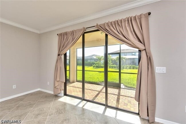 Building Photo - 9460 Foxglove Ln