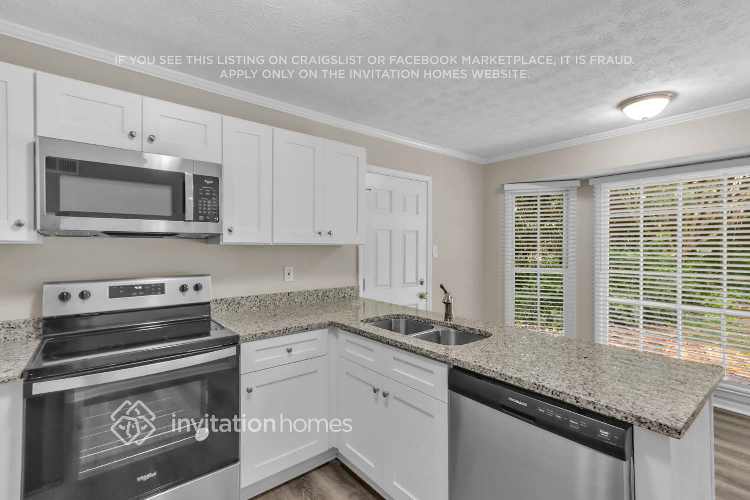 Building Photo - 460 Glendale Ct SW