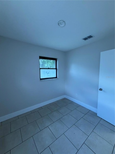 Building Photo - 2520 John Bruce Ave