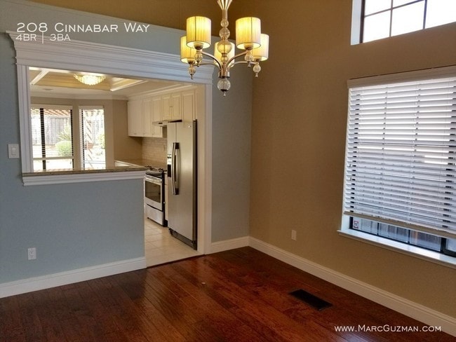 Building Photo - 208 Cinnabar Way