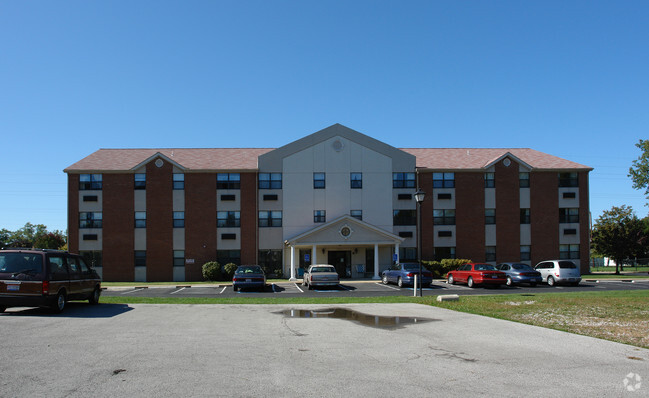 Building Photo - Community Plaza