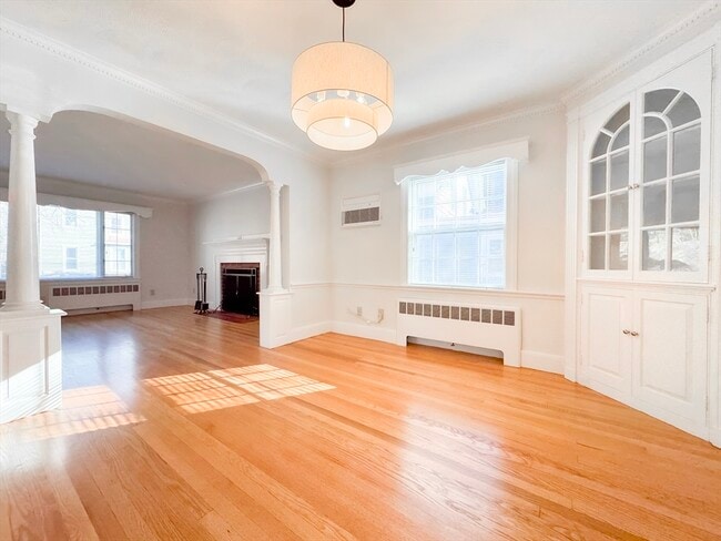 Building Photo - 40 Walter St