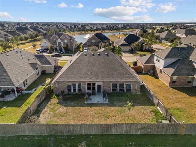 Building Photo - 20306 Fossil Valley Ln