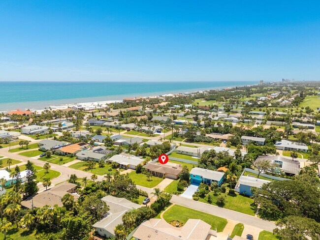 Building Photo - Beachside Ormond Beach Home