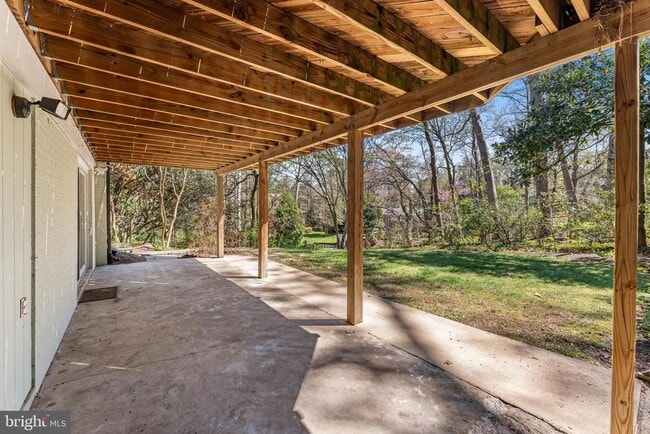 Building Photo - 2820 Ellicott St NW