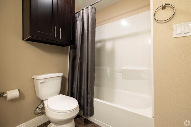 Building Photo - 3730 Boettcher Dr